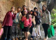 Dr Maruli Siahaan Berangkatkan Wisata Rohani Sekolah Minggu HKBP Padang Bulan