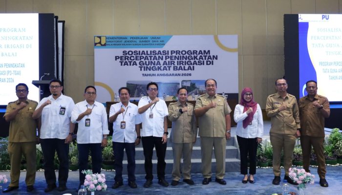 Bupati Asahan, Taufik Zainal Abidin SSos MSi hadiri sosialisasi Program Percepatan Peningkatan Tata Guna Air Irigasi (P3-TGAI) tahun 2026 yang diselenggarakan Balai Besar Wilayah Sungai (BBWS) Sumatra II Medan Direktorat Jenderal Sumber Daya Air Kementerian Pekerjaan Umum di Hotel Aryaduta - Medan,