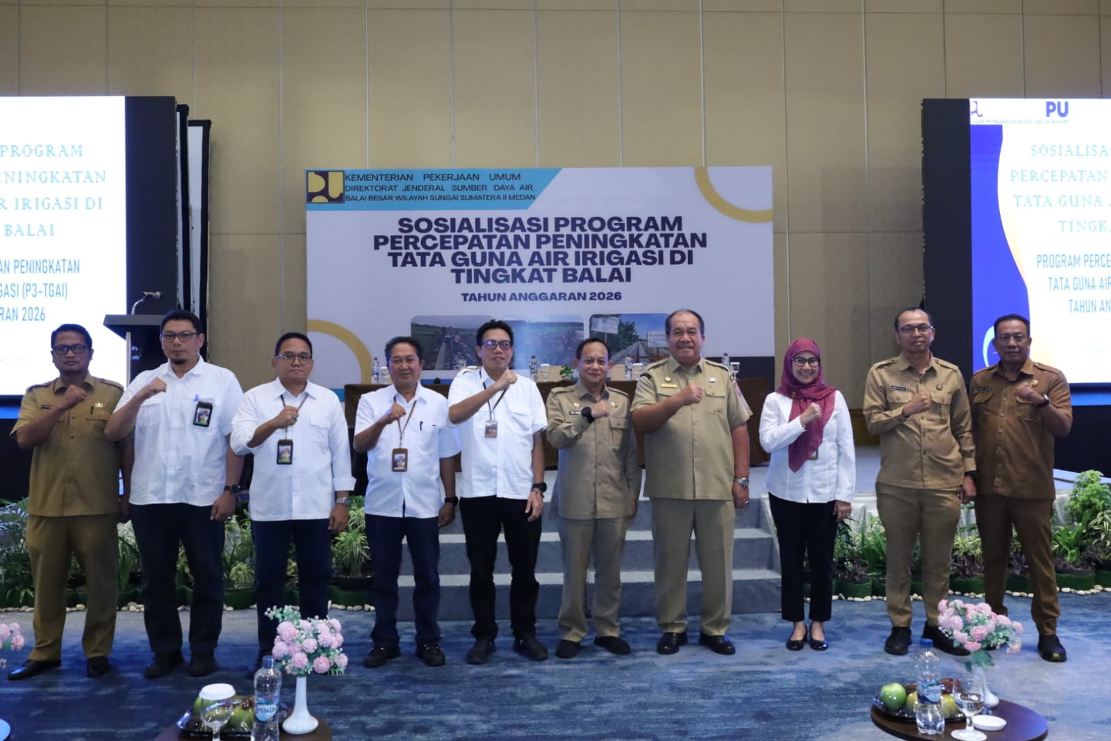 Bupati Asahan, Taufik Zainal Abidin SSos MSi hadiri sosialisasi Program Percepatan Peningkatan Tata Guna Air Irigasi (P3-TGAI) tahun 2026 yang diselenggarakan Balai Besar Wilayah Sungai (BBWS) Sumatra II Medan Direktorat Jenderal Sumber Daya Air Kementerian Pekerjaan Umum di Hotel Aryaduta - Medan,