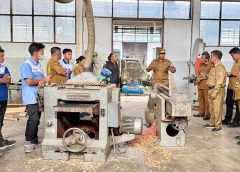 Pesan Produksi Perdana, ‎Bupati Taput Dorong Peserta Pelatihan Furnitur BLK Silangkitang Jadi Wirausaha Mandiri