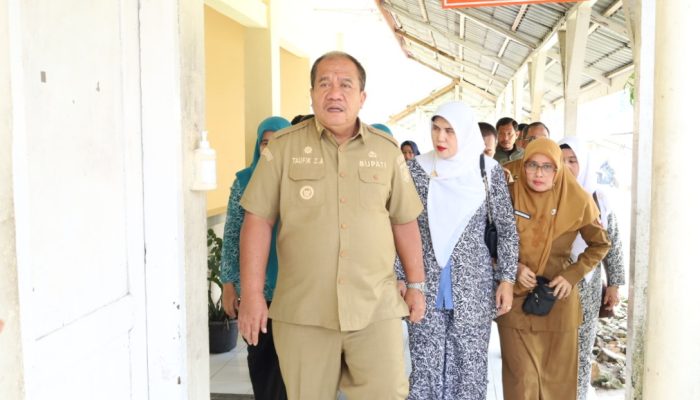 Bupati Asahan hadiri pelayanan kontrasepsi mantap wanita atau Metode Operasi Wanita dalam rangka Hari Keluarga Nasional ke 33 di RS Sri Pamela Sei Dadap, Selasa (7/7).