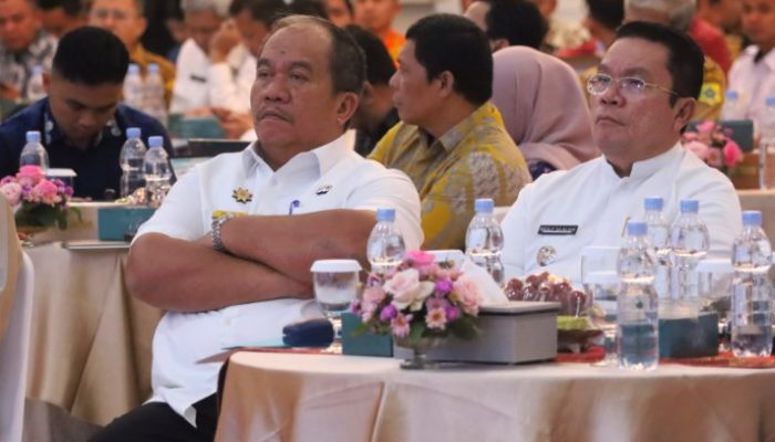 Bupati Asahan hadiri rapat koordinasi monitoring dan asistensi penggunaan dana Transfer ke Daerah TKD tambahan tahun 2026, Selasa (14/7). 