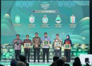 Bobby Nasution Terima Penghargaan Adinata Syariah, Bukti Sumut Berkontribusi bagi Penguatan Ekonomi Nasional