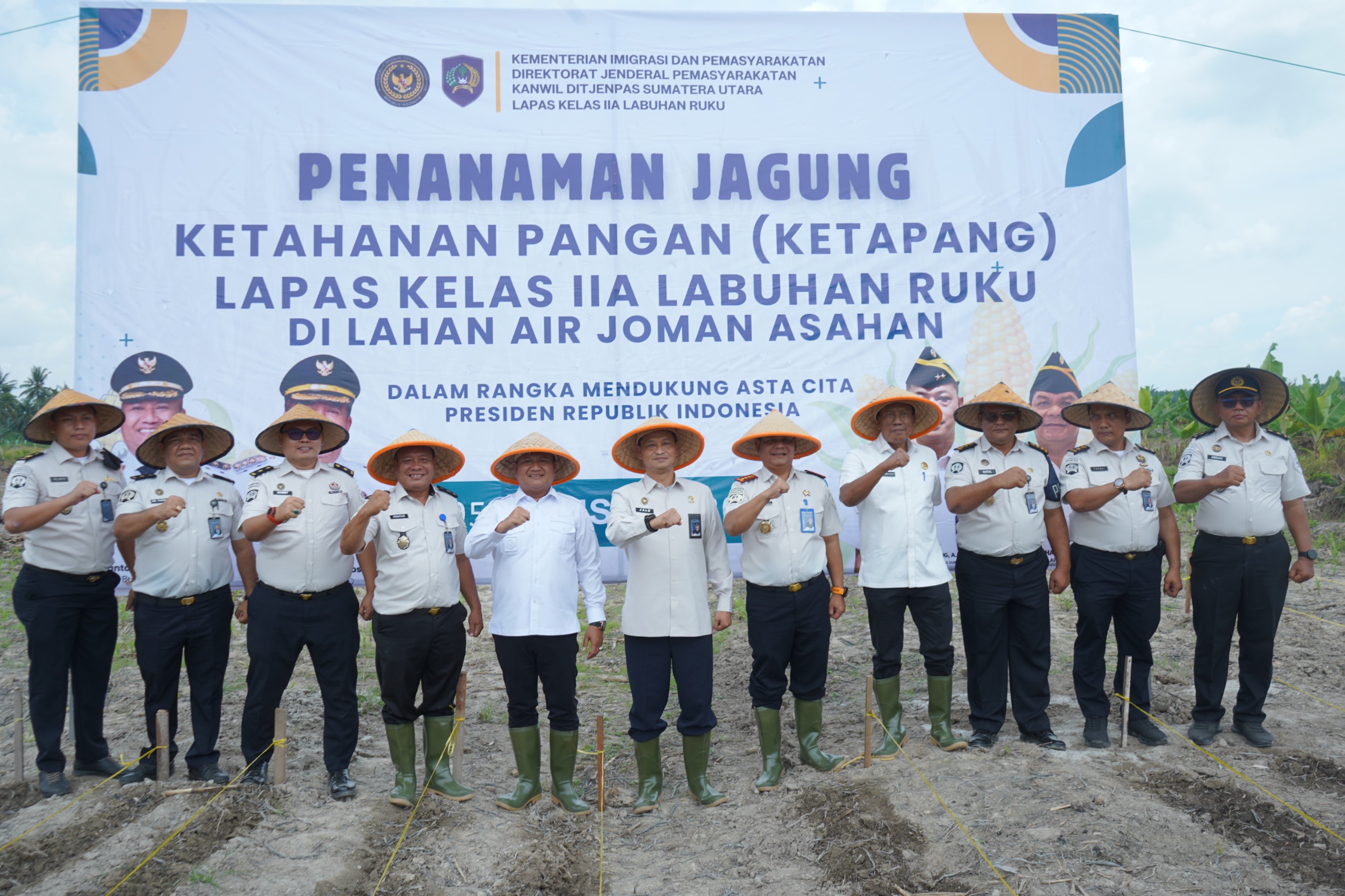 Wakil Bupati Asahan, Rianto SH MAP dukung penanaman jagung ketahanan pangan lapas kelas IIA Labuhan Ruku di Air Joman, Rabu (5/8)