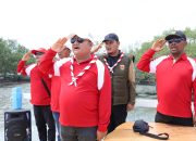 Wakil Bupati Asahan Kibarkan Bendera Merah Putih di Wisata Mangrove Silo Baru