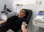 Personel Sie Humas Polres Pakpak Bharat Donorkan Darah untuk Masyarakat.