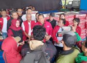 Ketua DPD PDI Perjuangan Sumut Salurkan Bantuan Kemanusiaan Bagi Warga Terdampak Erupsi Gunung Sinabung 