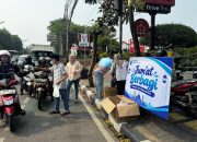 Jumat Berbagi IYE: Dari Pinggir Jalan Jakarta Timur, Anak Muda Tebar Makan Sehat dan Kepedulian