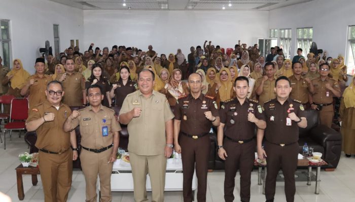 Kejaksaan Negeri Asahan luncurkan program Jaksa Sahabat Pendidik diaula Dinas Pendidikan, Selasa (13/10). 