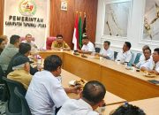 Bahas Kemitraan dan Keterbukaan Informasi, Bupati Taput JTP Hutabarat Ramah Tamah dengan SMSI