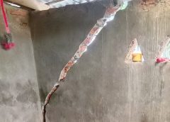 Dilalui Truk Trailer Angkut Paku Bumi Milik PT IKL untuk Proyek EMP, Puluhan Rumah Warga di 4 Desa Rusak